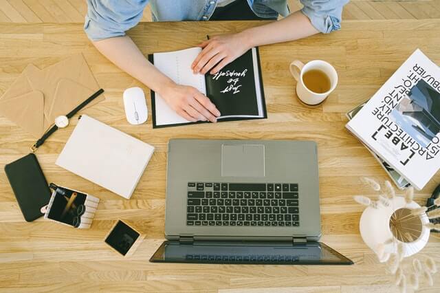 Você já ouviu falar sobre o serviço de assistente virtual? Leia o artigo e entenda o crescimento desse modelo no mercado e as oportunidades.